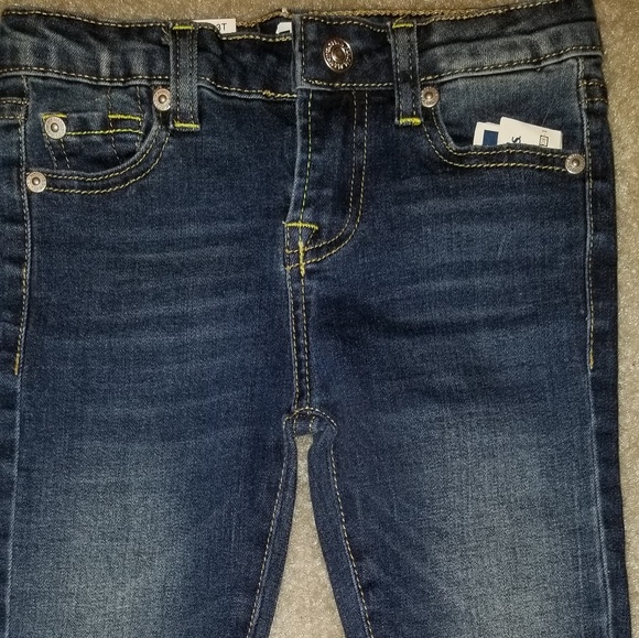 Toddler Jeans size 3T - Picture 3 of 6